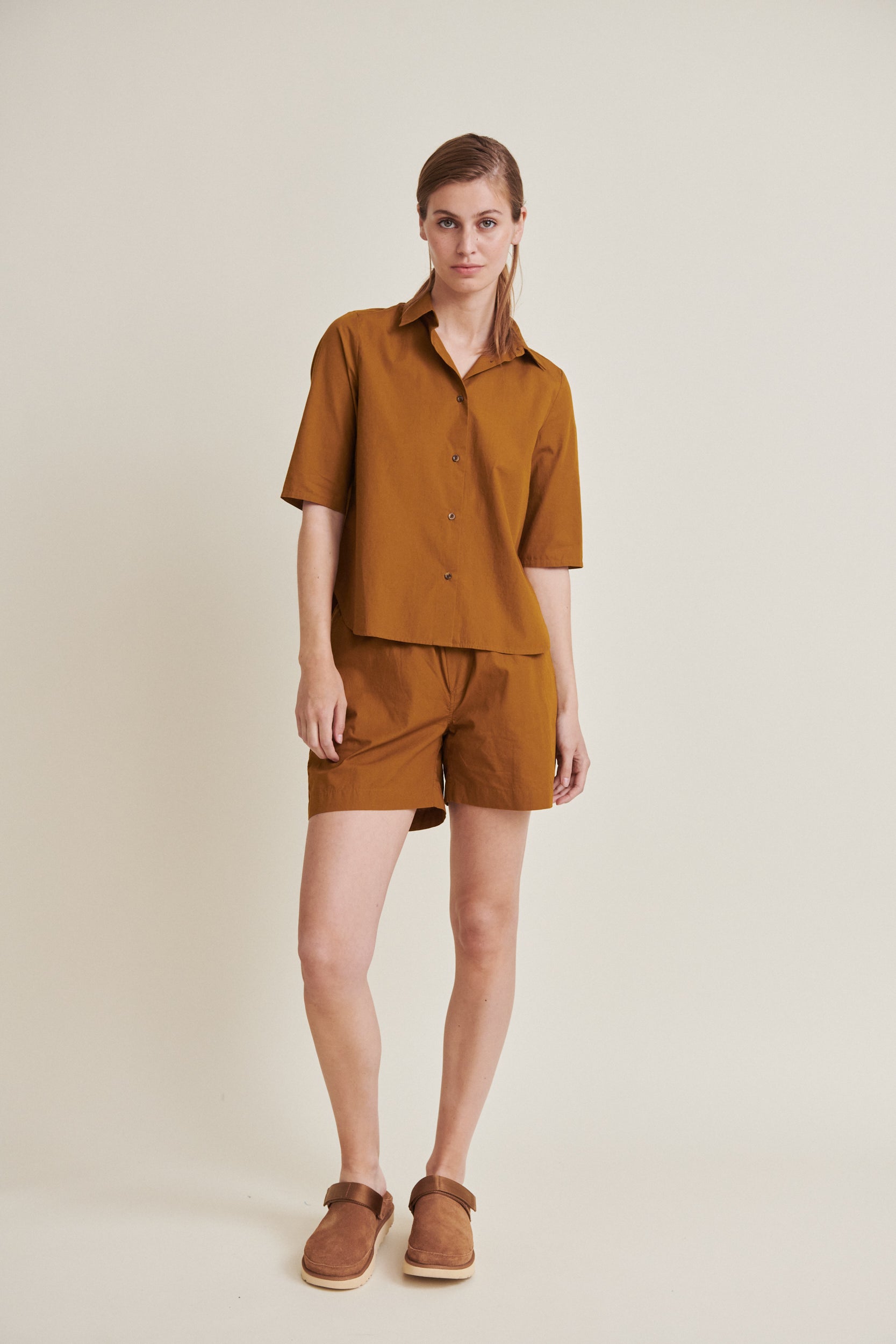 Basic Apparel Silje SS Shirt Skjorter 662 Tapenade